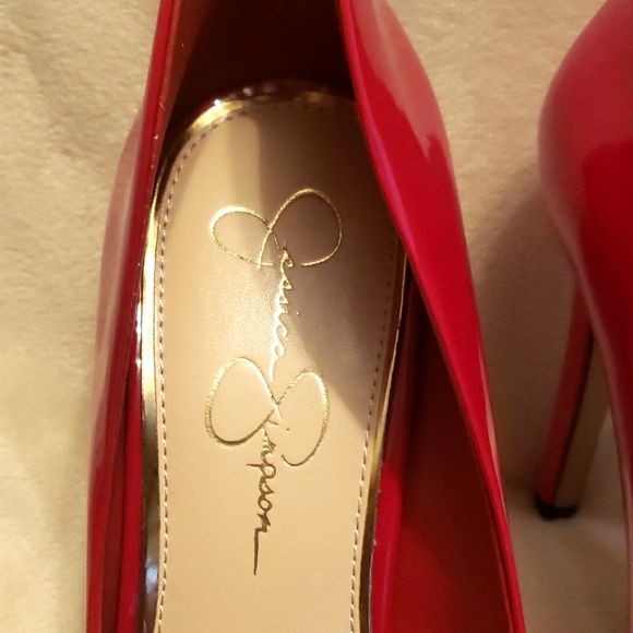 Shoes - Picture 5 of 5